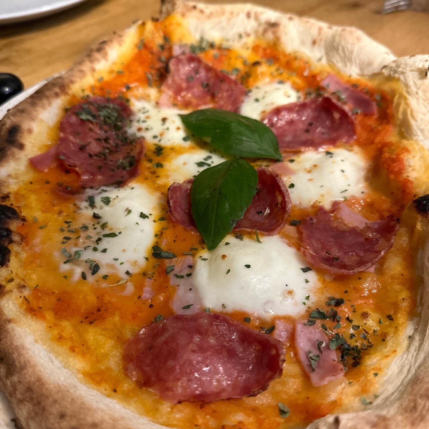 pizza neapolitan style